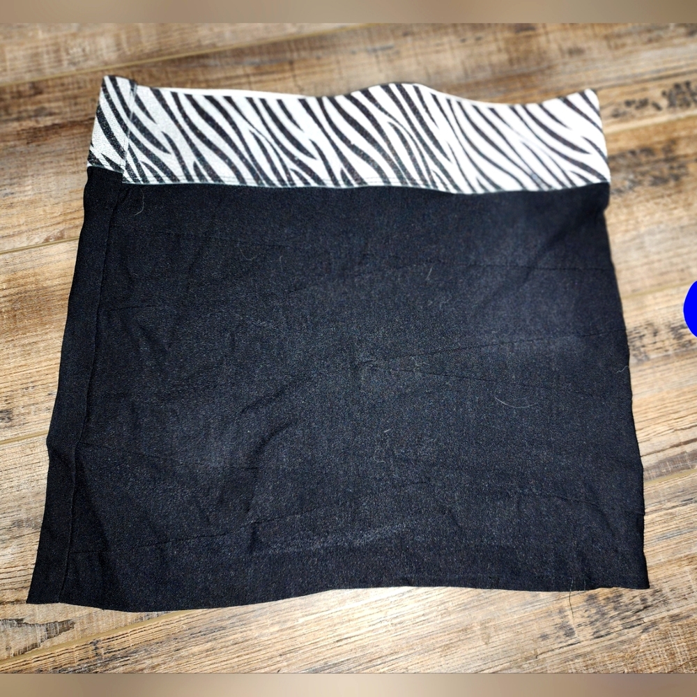 Black mini skirt